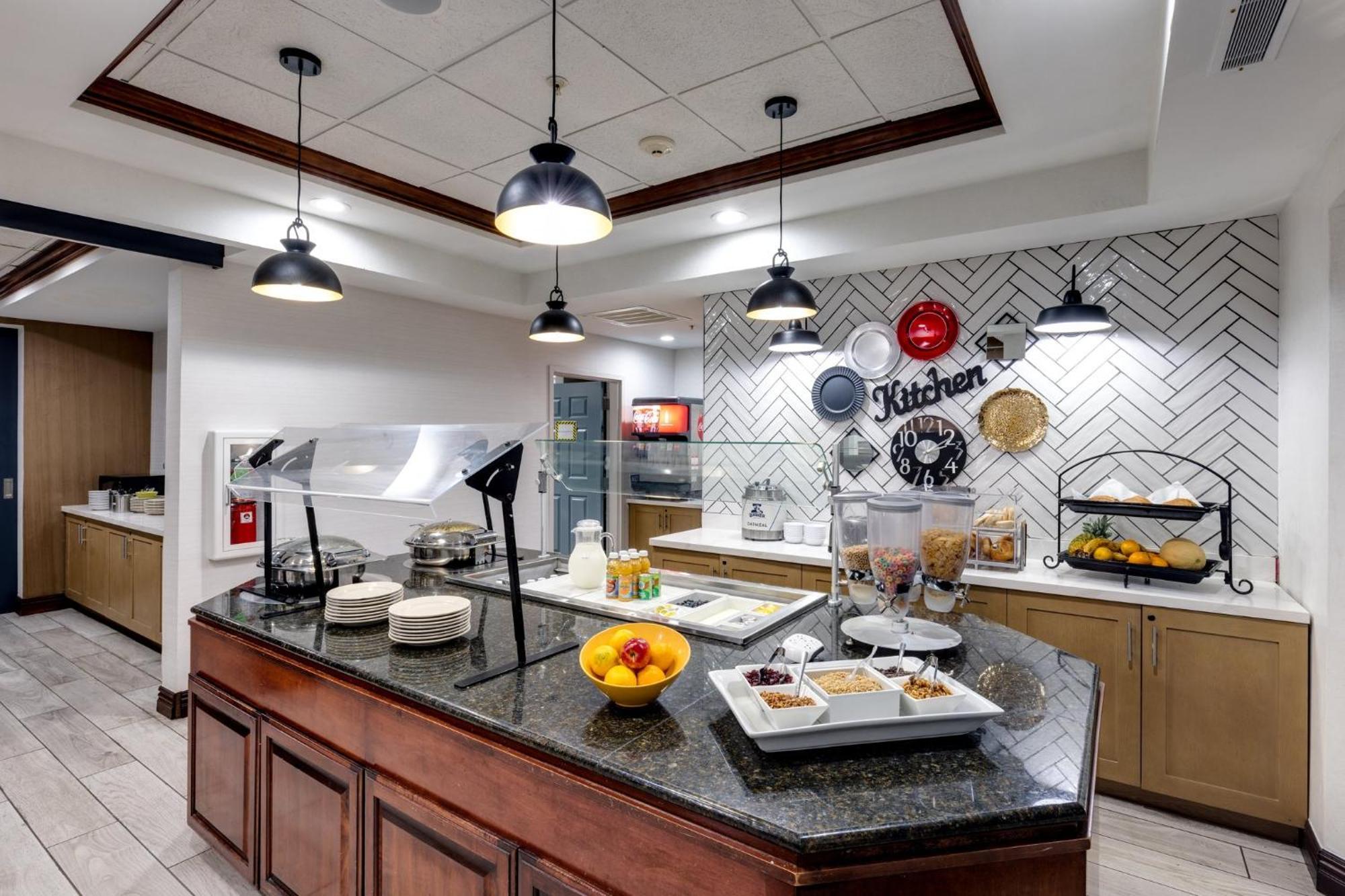 Staybridge Suites Rogers - Bentonville By Ihg Ngoại thất bức ảnh